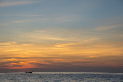 泰国通赛海滩