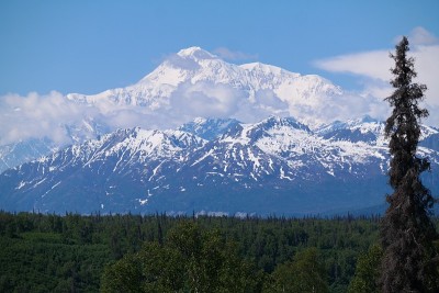 德纳里峰
