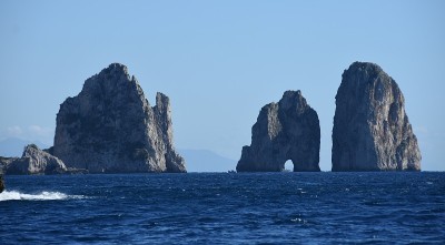 卡普里法里奥尼