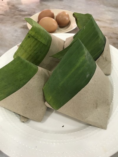 包着煮鸡蛋的意大利炒蛋