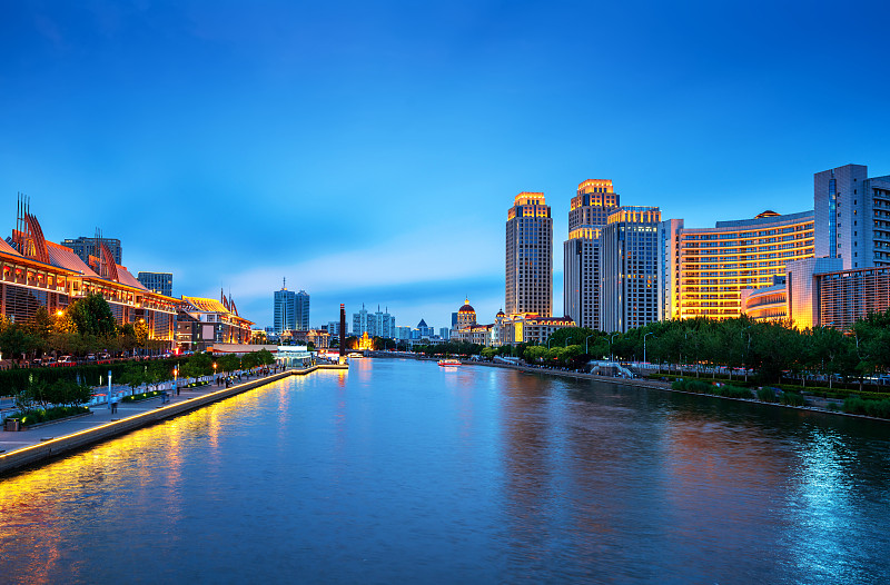 天津，中国，夜景