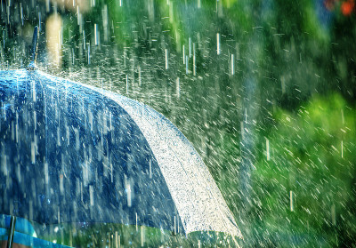 夏季暴雨