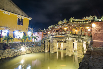会城夜景会城是一个非常著名的旅游目的地。