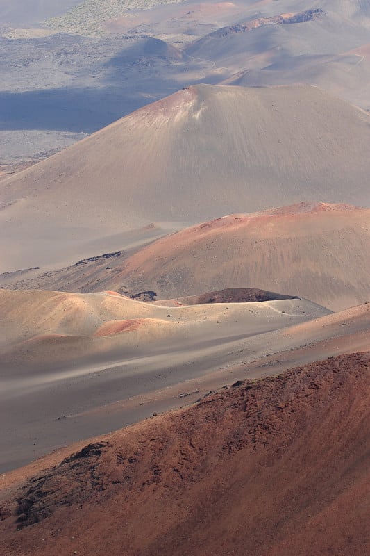 哈雷阿卡拉火山口