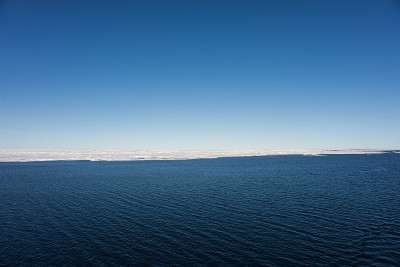 北极的海景