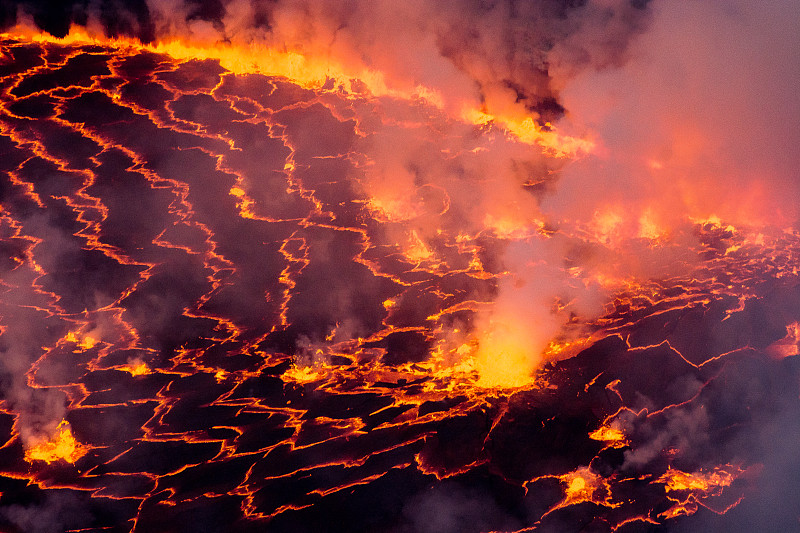 尼兰贡戈火山，裂谷，刚果