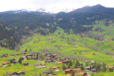 瑞士因特拉肯山村
