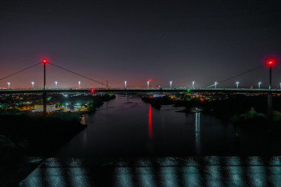 厄斯金大桥夜景2