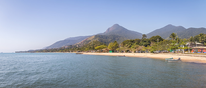 Praia do Pereque海滩的全景- Ilhabela，圣保罗，巴西