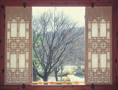 这是一幅超越传统韩式门窗的风景。