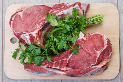 生牛肉