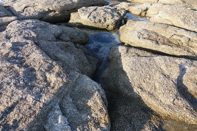 海岸线岩石海岸度假胜地布列塔尼Finistère法国