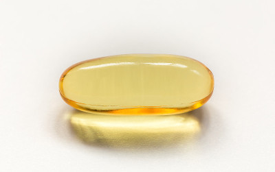 鱼油胶囊是一种有益健康的营养食品。