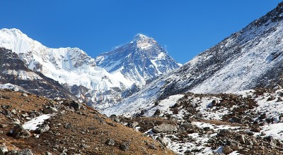 珠穆朗玛峰来自京山谷地，喜马拉雅山