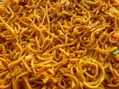 “炒面”是印尼的传统食物