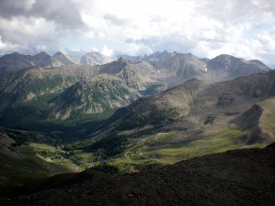 山全景