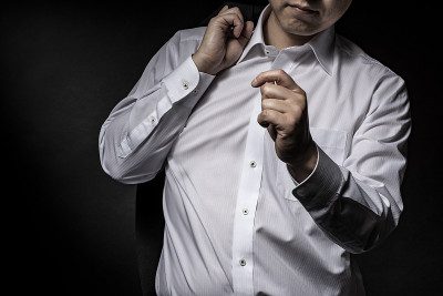 不打领带的商人
