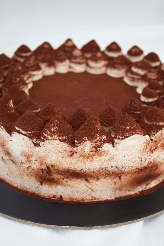 Tiramisu cake