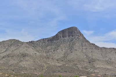 红岩峡谷