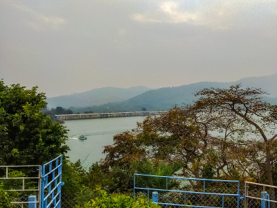 马尤拉克希河。。。