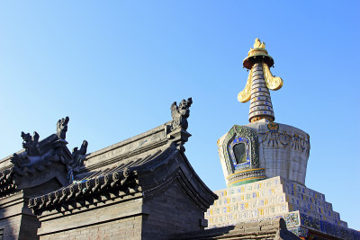 2015年2月5日，中国内蒙古自治区呼和浩特市，西丽图召喇嘛庙建筑景观