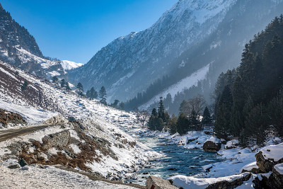 美丽的sonmarg在冬天，sonmarg，克什米尔