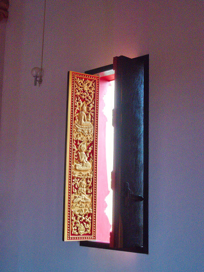 Pha That Luang是一座镀金的大佛塔，位于老挝万象市中心。2013年12月8日旅行。