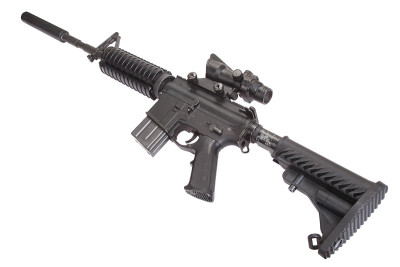 M4步枪，带消音器