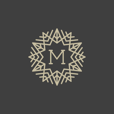 字母M