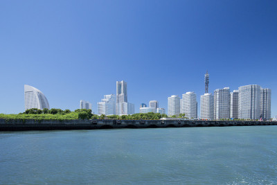 从海上看横滨港区