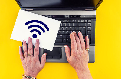 纸上的Wifi图标