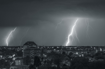 雷雨