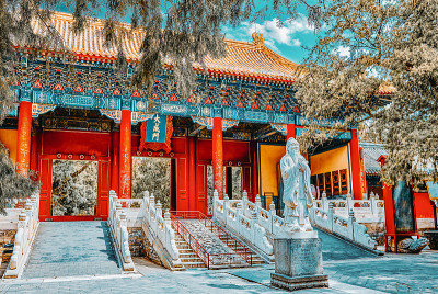 北京孔庙是中国第二大孔庙。