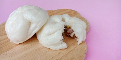 粉底馒头。