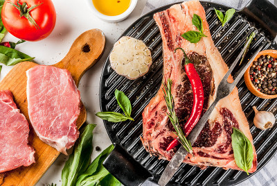 生牛肉和猪肉