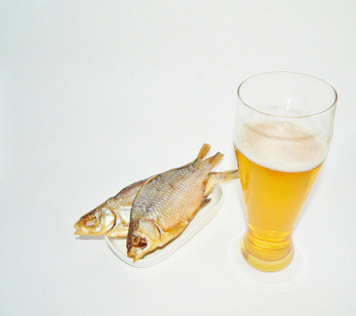 啤酒,干鱼