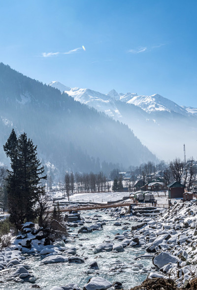 美丽的sonmarg在冬天，sonmarg，克什米尔