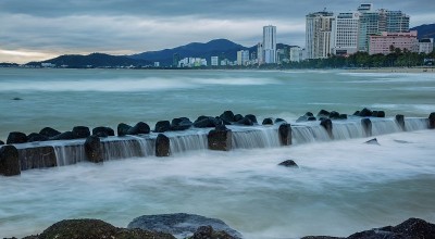 芽庄湾晨景