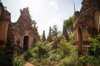 来自缅甸的Inthein temples