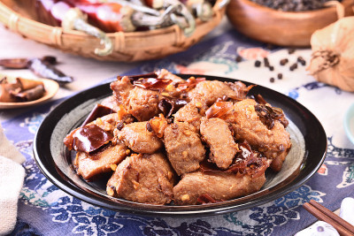 辣鸡丁