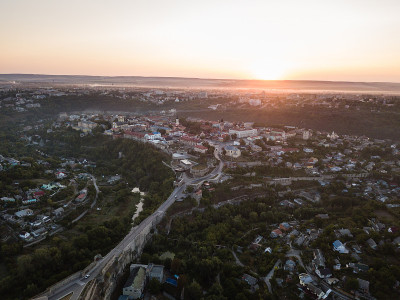乌克兰Kamianets-Podilskyi城市的鸟瞰图