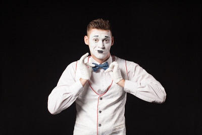 mime