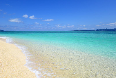 日本冲绳岛美丽的海滩