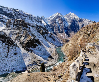 去基龙，喜马拉雅山，山脉