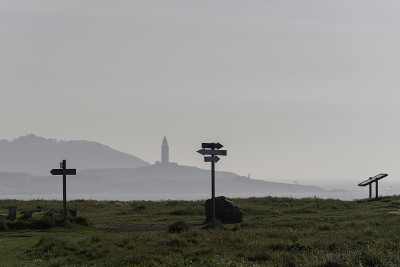 西班牙的La Coruna。