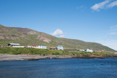 冰岛Borgarfjordur Eystri峡湾Bakkegerdi镇