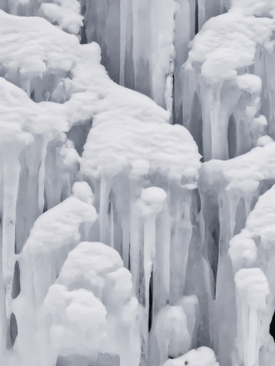 山上的积雪