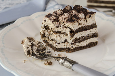 Tiramisu cake