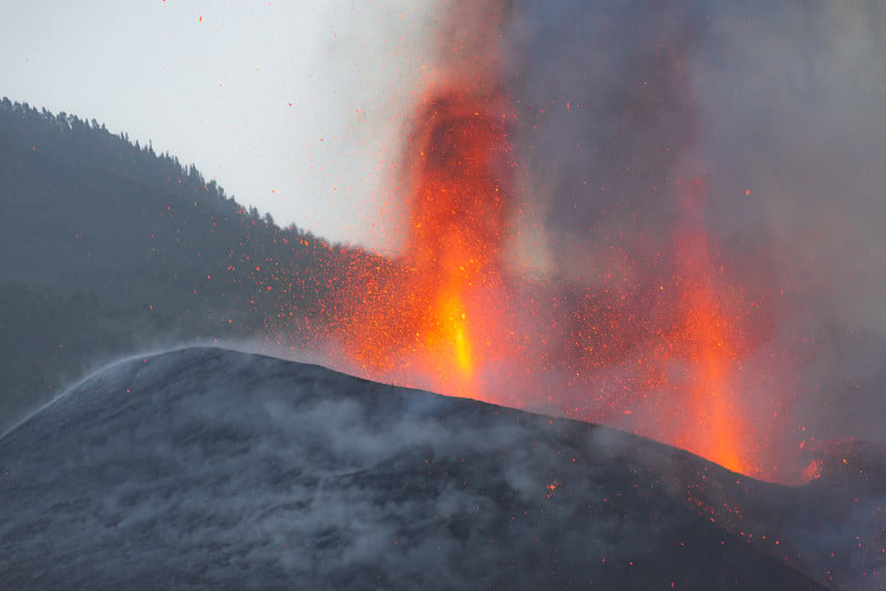 早上的坎伯维哈火山