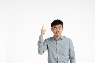 亚洲年轻人困惑的脸